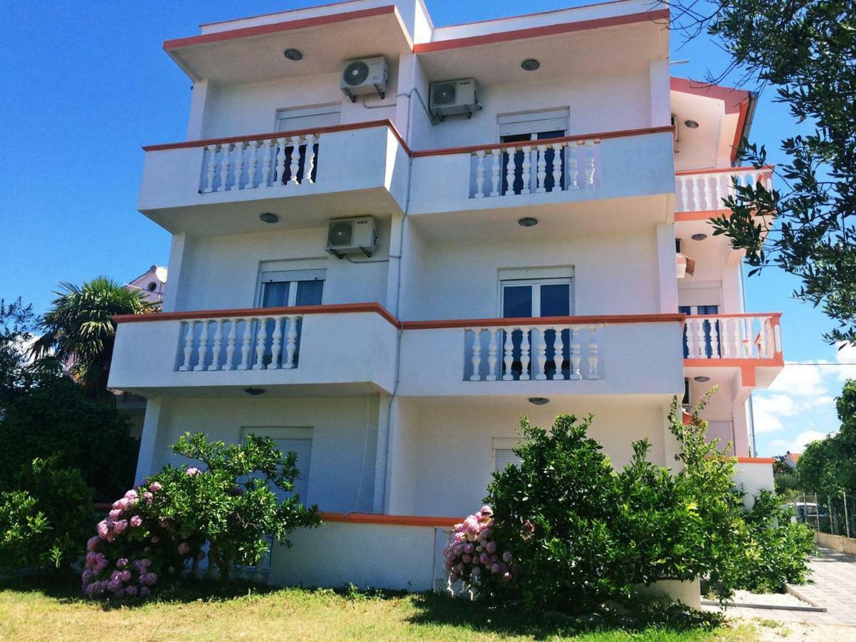ביבינייה Ika Apartments מראה חיצוני תמונה